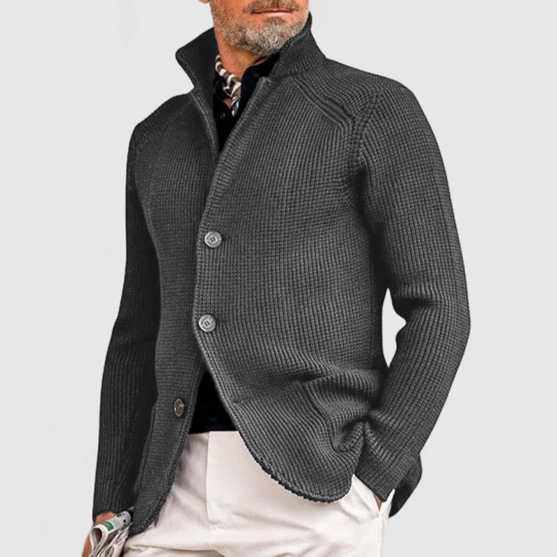 Cardigan en laine pour homme élégant et moderne 5