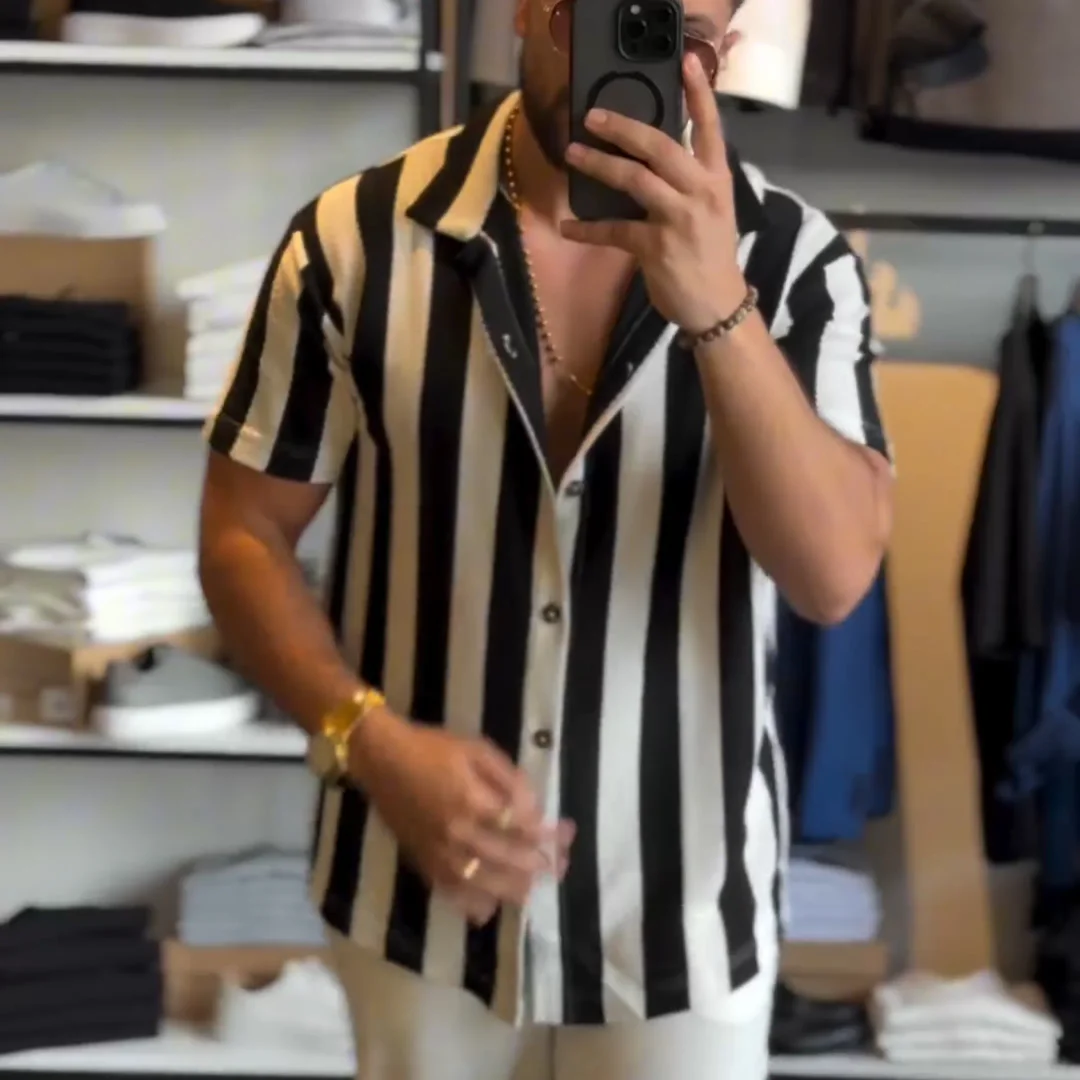 Chemise à rayures légère manche courte homme en tissu respirant 2