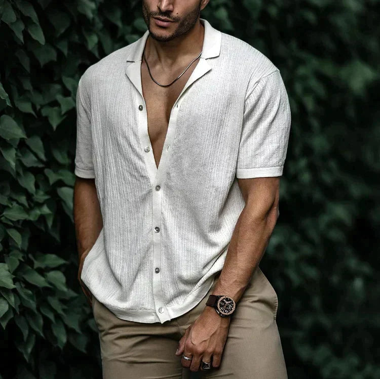 Chemise en lin homme estivale avec coupe flatteuse 8