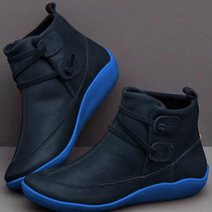 Bottes noires femme en cuir avec design à boucle, mi-hautes 4