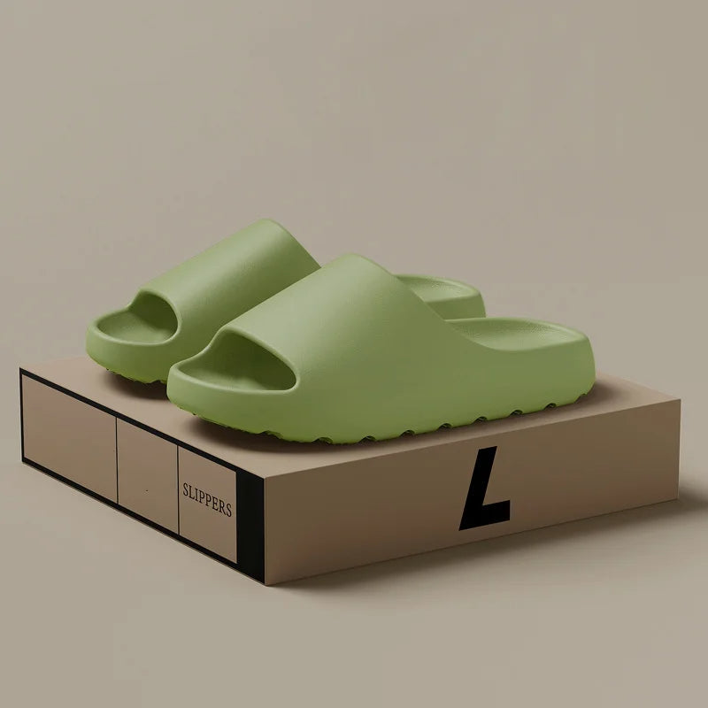 Chaussons en caoutchouc pour homme au design moderne 6