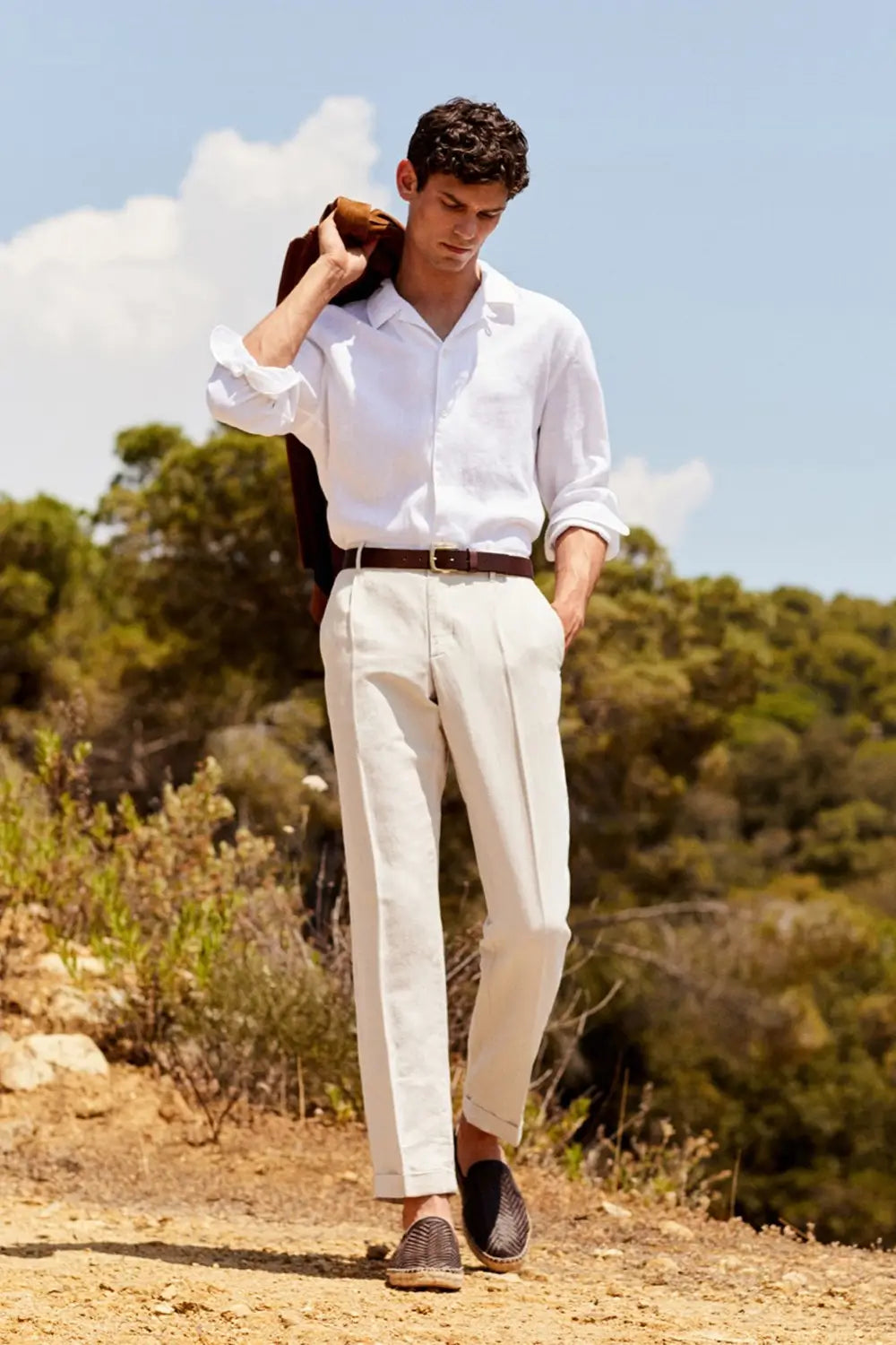 Chemise en lin homme élégante avec col classique 2