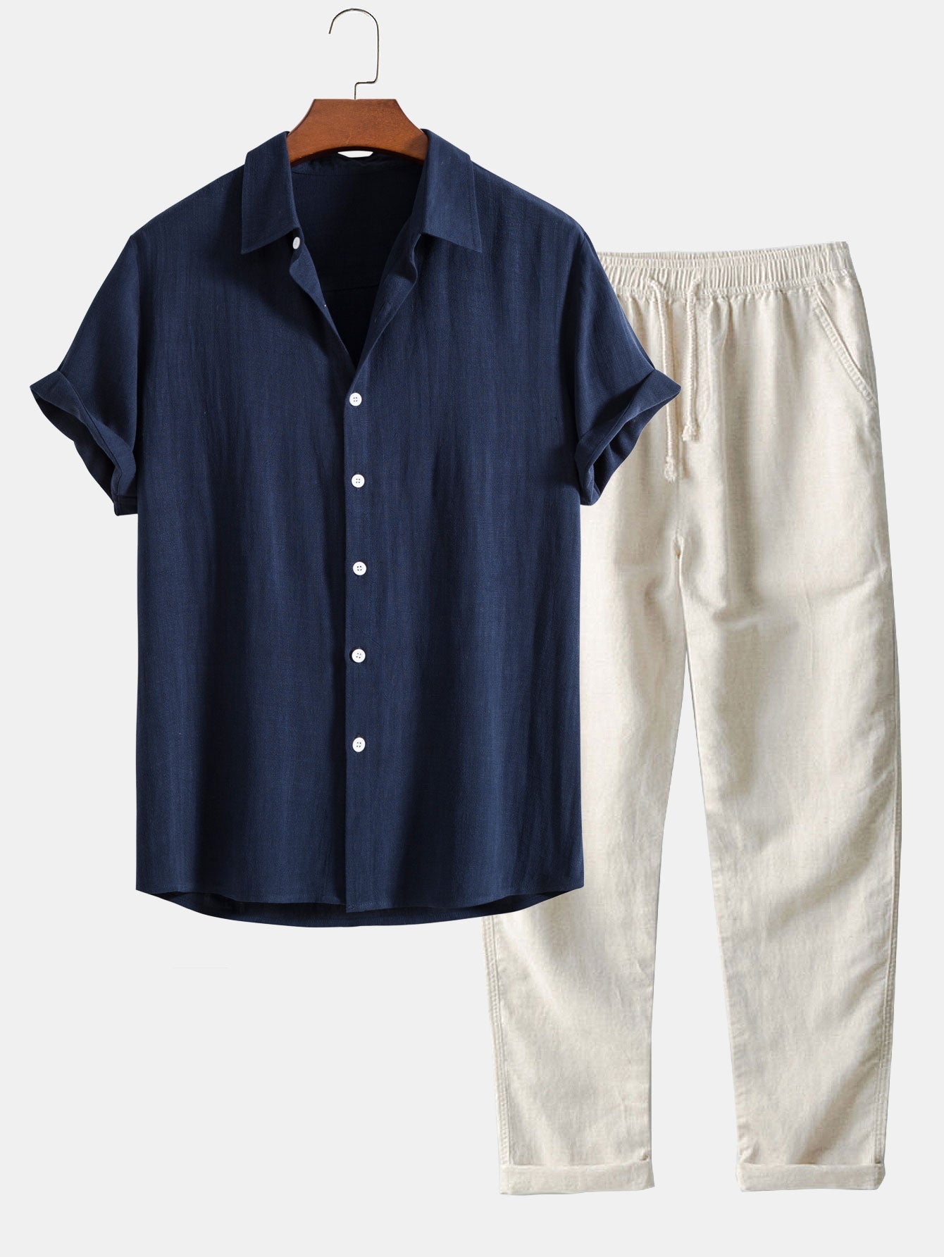 Ensemble en lin homme élégant pour l'été 1