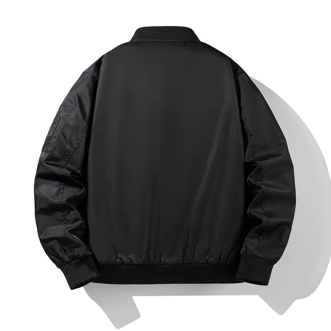 Veste bomber homme moderne en tissu technique résistant à l'eau 2