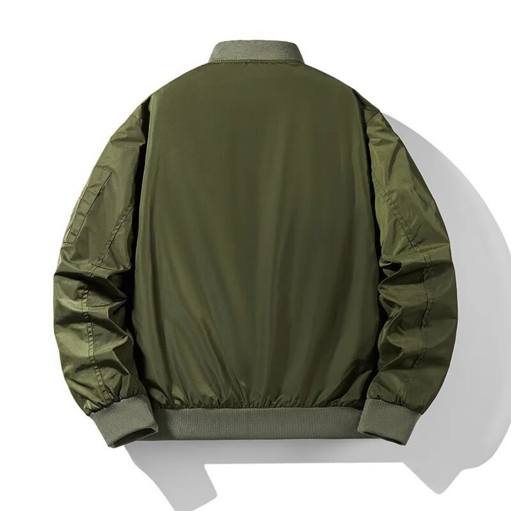 Veste bomber homme moderne en tissu technique résistant à l'eau 3