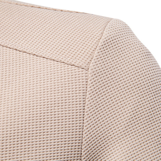 Veste isolante pour homme avec capuche ajustable et poches 2